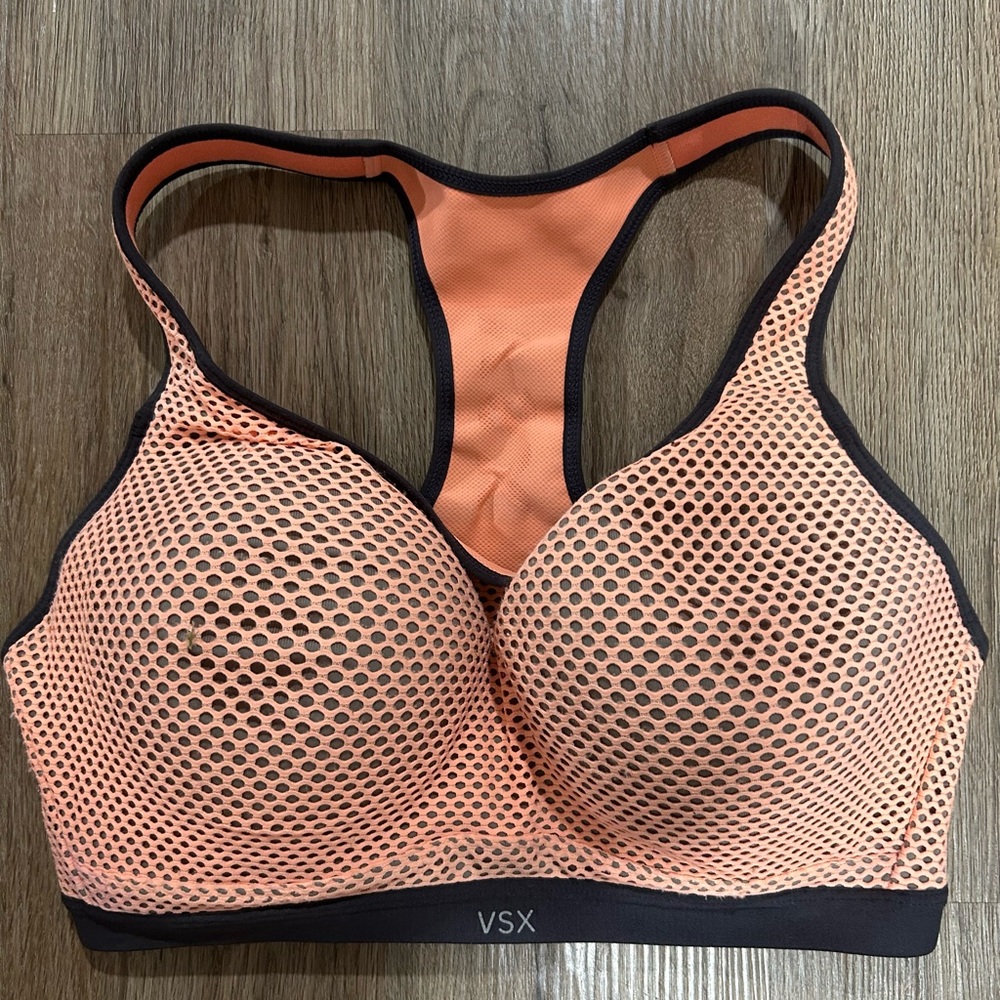 Victoria’s Secret VSX Sport Incredible Sports Bra - Coral Mesh